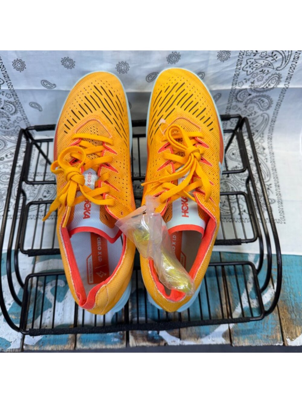 HOKA CIELO X LD Sz Mens 9.5/W11.5 Track & Field Cleat Radiant Orange Wspikes/Key - Picture 10 of 10